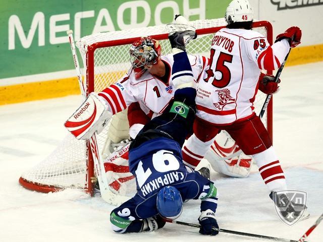 Photo hockey KHL : Un mcanisme est cass - KHL - Kontinental Hockey League