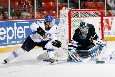 Photo hockey La Finlande attend le 3me tiers - Championnats du monde