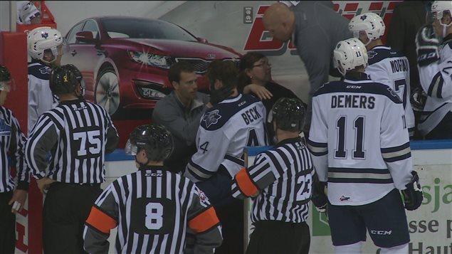 Photo hockey LHJMQ : Shawinigan devant, frayeur pour Beck - LHJMQ - Ligue de Hockey Junior Majeur du Qubec