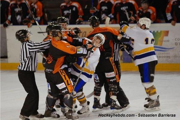 Photo hockey LM : Priard retourne en LNAH - Ligue Magnus : Tours  (Les Remparts)