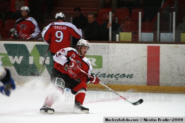 Photo hockey LM Brianon : Quentin Pepy bless - Ligue Magnus : Brianon  (Les Diables Rouges)