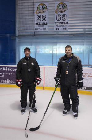 Photo hockey Nantes - le 25 et 69 dans l