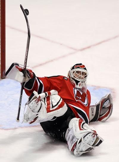 Photo hockey NHL : Brodeur est un grand ! - NHL : National Hockey League - AHL