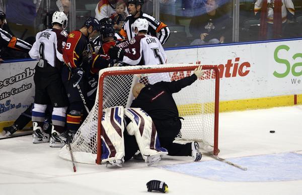 Photo hockey NHL : Le cauchemar des gardiens - NHL : National Hockey League - AHL