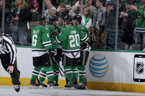 Photo hockey NHL : Roussel dcisif - NHL : National Hockey League - AHL