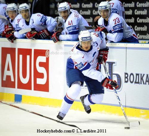 Photo hockey NLA: Kevin Hecquefeuille bless - Suisse - Divers