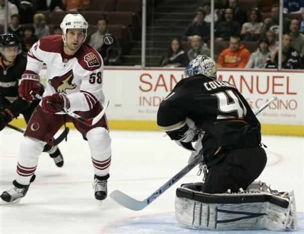 Photo hockey NLA: Un joueur  l