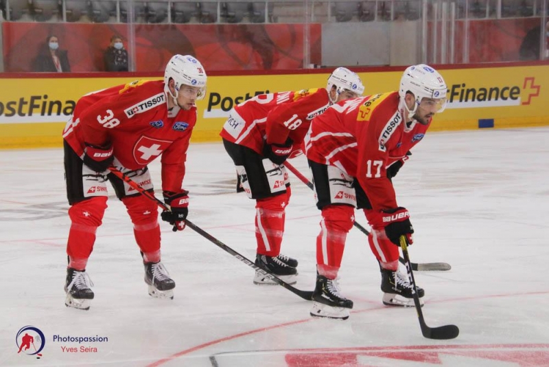Photo hockey Prparation helvte: Prt, feu... - Hockey en Europe : Switzerland (Team Suisse)