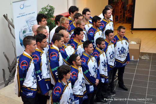 Photo hockey Reims : nouveau maillot - Division 1 : Reims (Les Phnix)