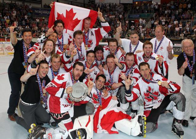 Photo hockey Roller : le Canada champion ! - Roller Hockey