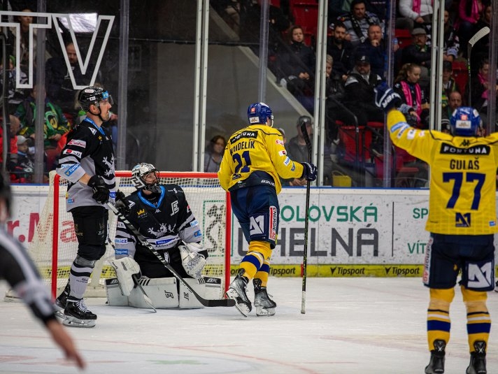 Photo hockey TELH : Trois ont dj fini - TELH - Tipsport Extraliga Lednho Hokeje