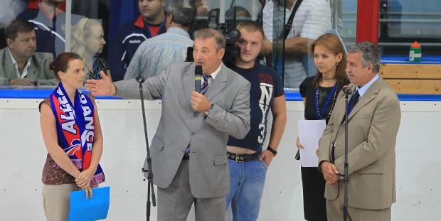 Photo hockey U20 : victoire de la Russie - Equipes de France