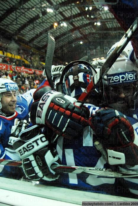 Photo hockey album CM Berne 2009- Matchs de la premire semaine  Berne