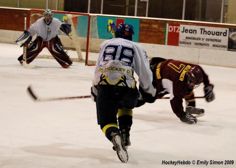 Photo hockey album Dijon / Canadien PCI Trojans : U18 - match amical 