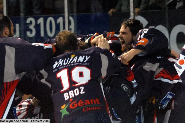 Photo hockey album Finale Coupe Magnus2008/2009:Grenoble-Brianon-(Matchs 3 et 4)