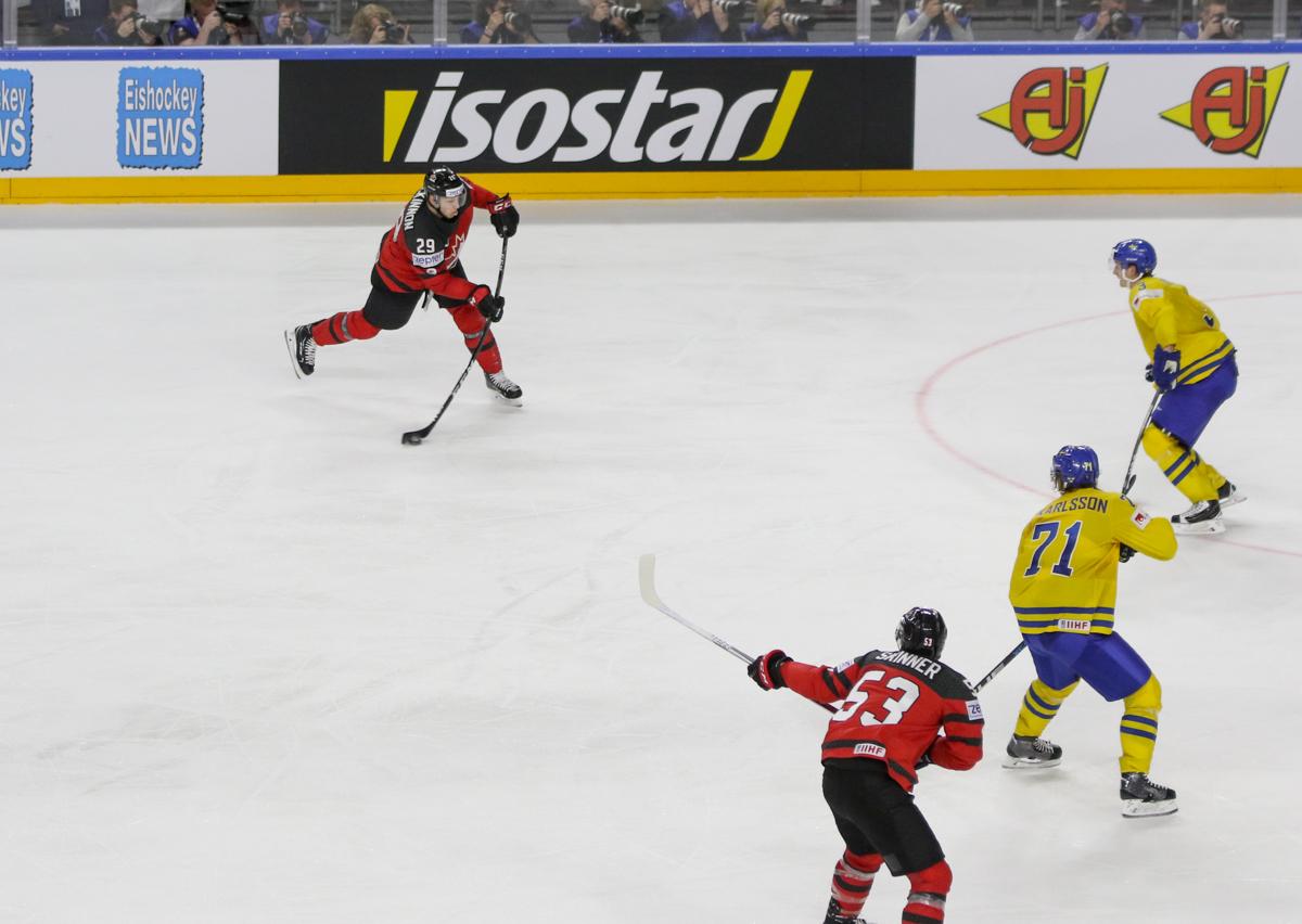 Photo hockey match Canada - Sweden