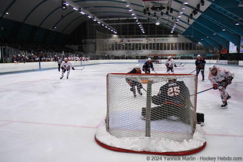 Photo hockey match Clermont-Ferrand - La Roche-sur-Yon