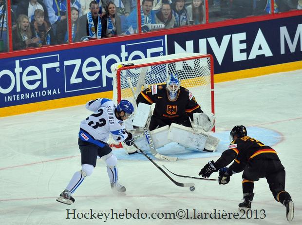 Photo hockey match Finland - Germany
