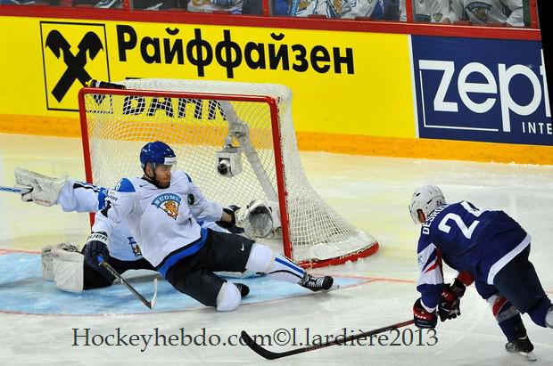 Photo hockey match France - Finland