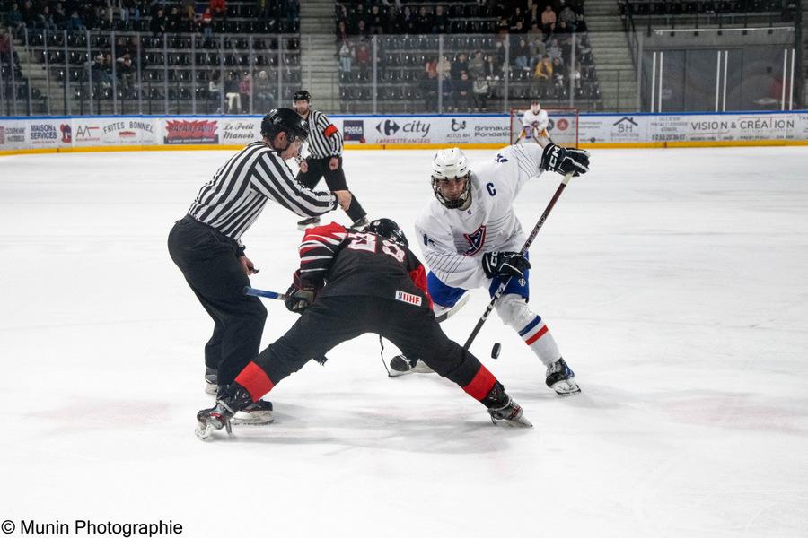 Photo hockey match France - Japan