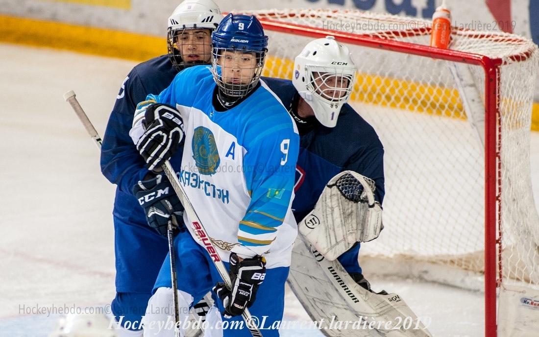 Photo hockey match France - Kazakhstan
