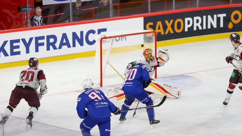 Photo hockey match France - Latvia