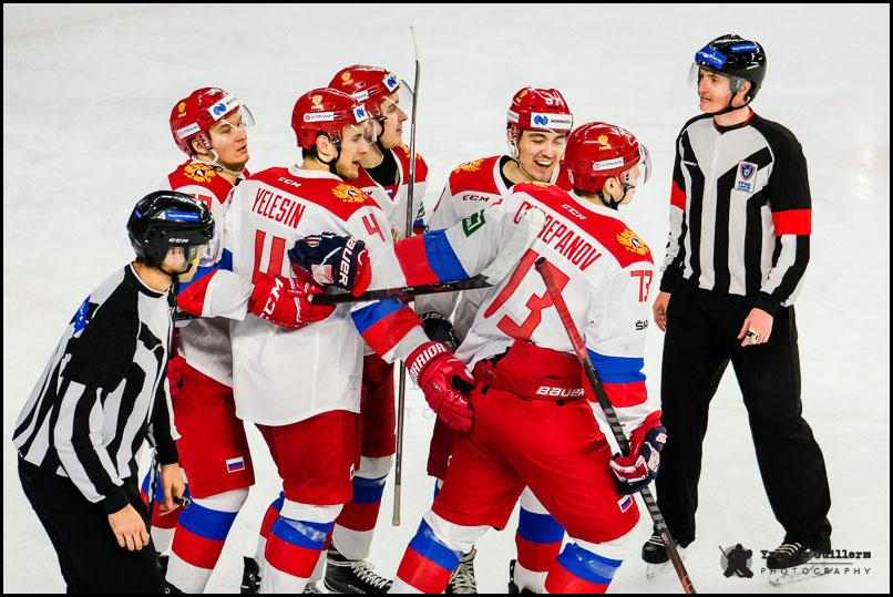 Photo hockey match France - Russia
