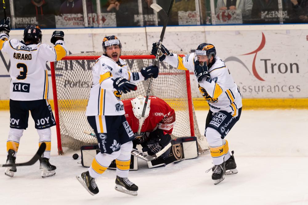 Photo hockey match Morzine-Avoriaz - Villard-de-Lans