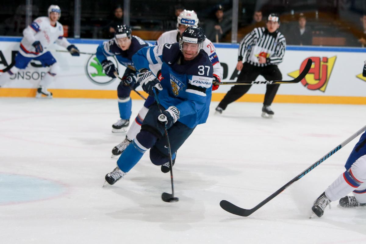 Photo hockey match Norway - Finland