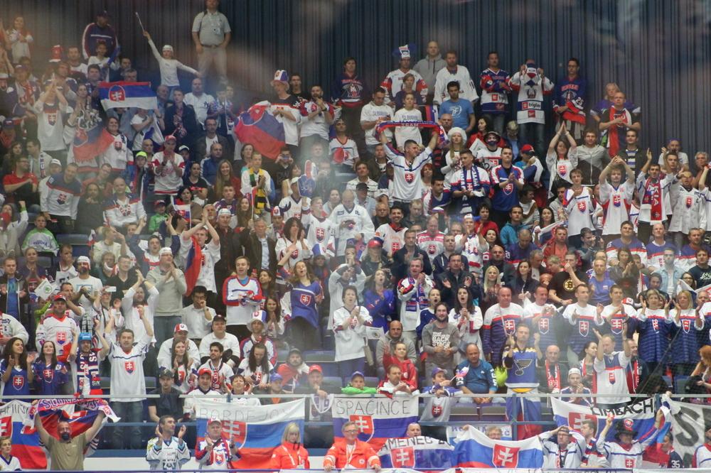 Photo hockey match Slovakia - Slovenia