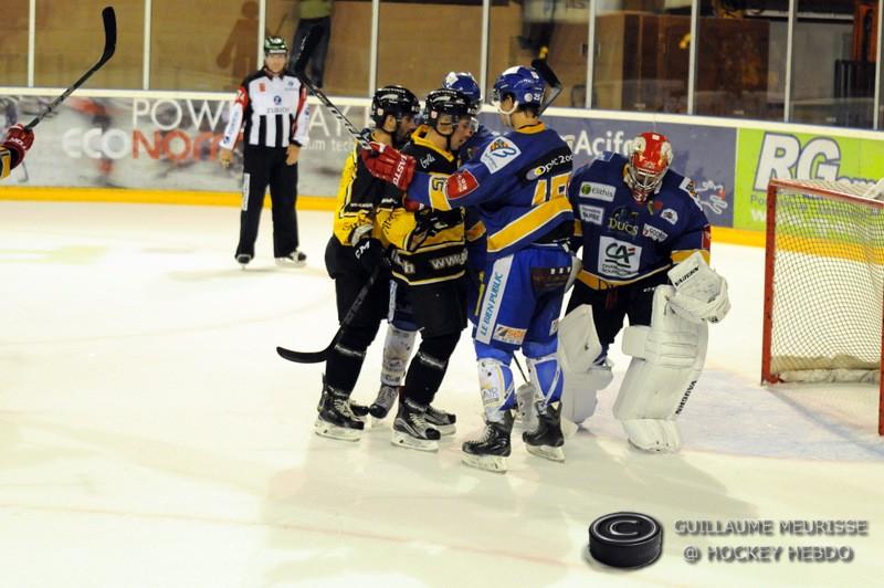 Photo hockey reportage Amical : LAjoie est dans la reprise !