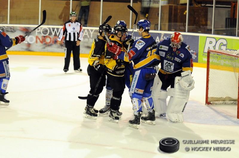 Photo hockey reportage Amical : LAjoie est dans la reprise !