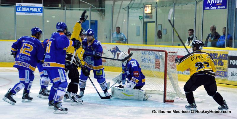 Photo hockey reportage Amicaux : C'est pas l'Ajoie !