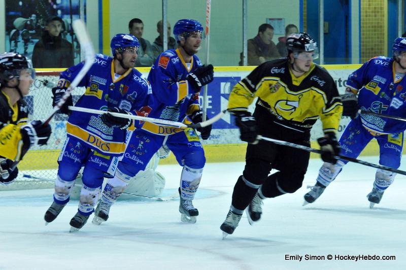 Photo hockey reportage Amicaux : C'est pas l'Ajoie !