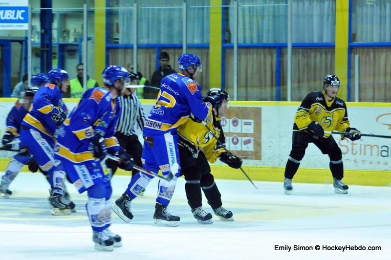 Photo hockey reportage Amicaux : C'est pas l'Ajoie !