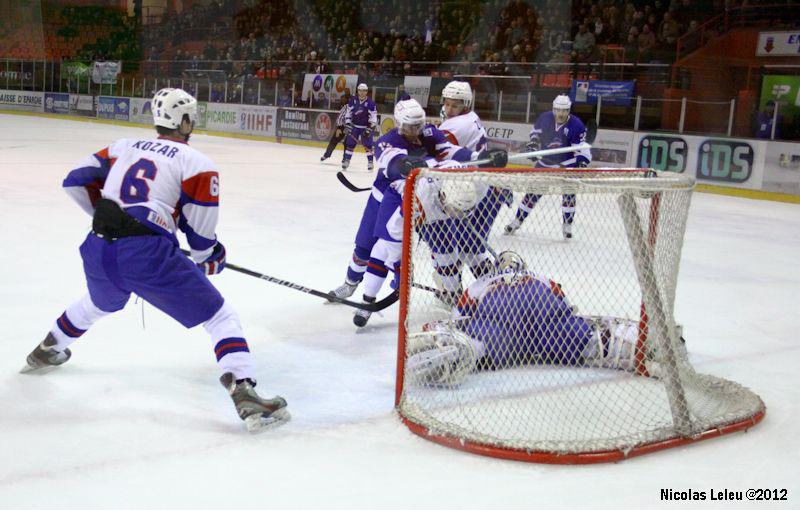 Photo hockey reportage CM U20 : Les Bleuets dbouts