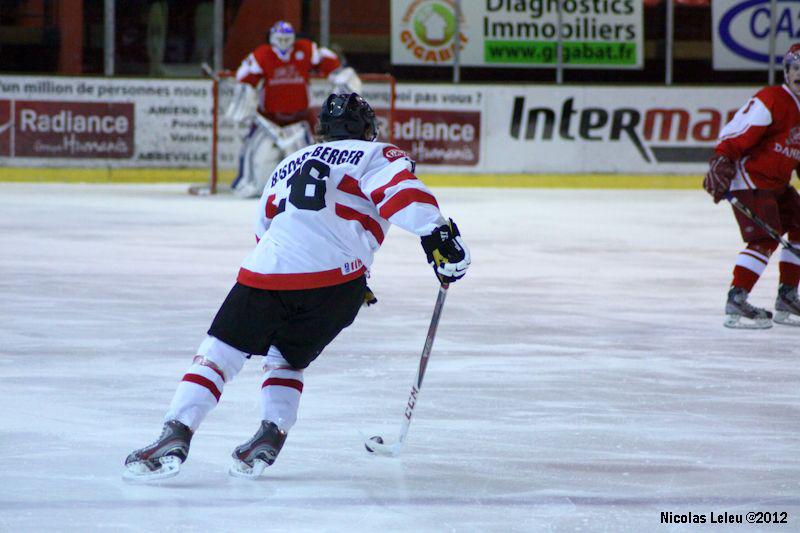 Photo hockey reportage CM U20 : Les Vikings impitoyables