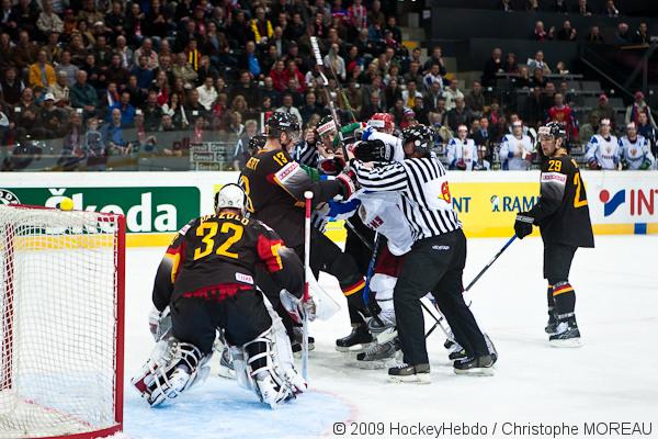 Photo hockey reportage CM09 - J1 : La Russie impriale