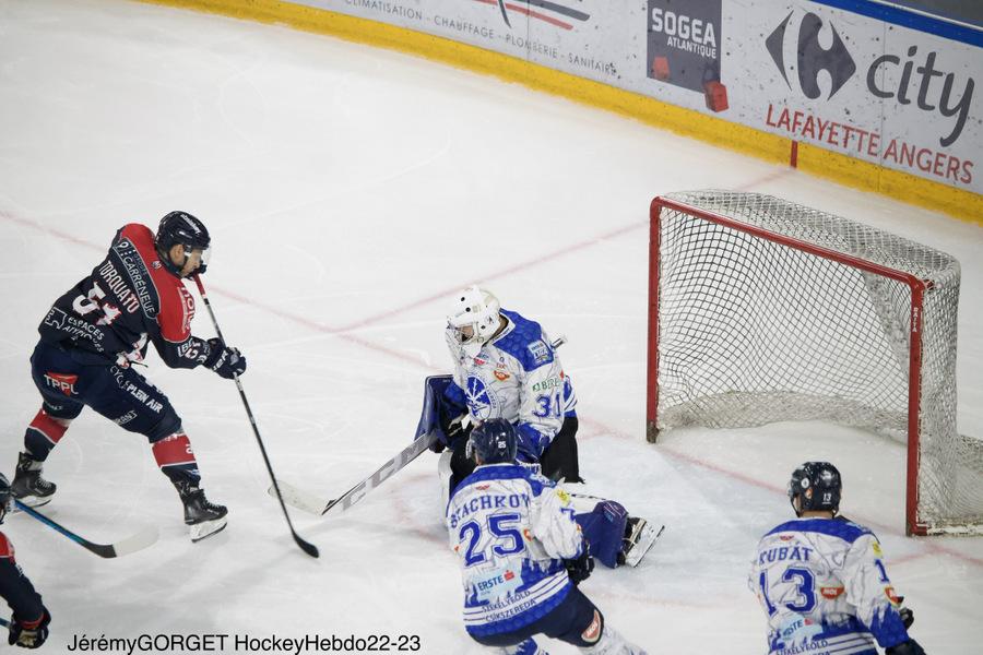 Photo hockey reportage Conti Cup : Angers s'impose et se qualifie pour les 1/2