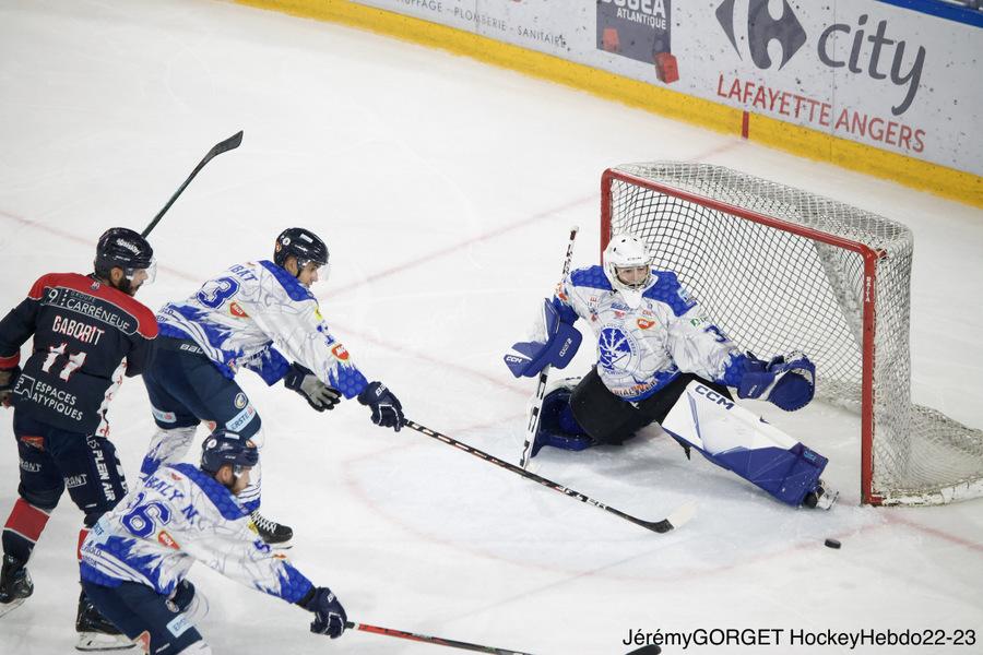 Photo hockey reportage Conti Cup : Angers s'impose et se qualifie pour les 1/2