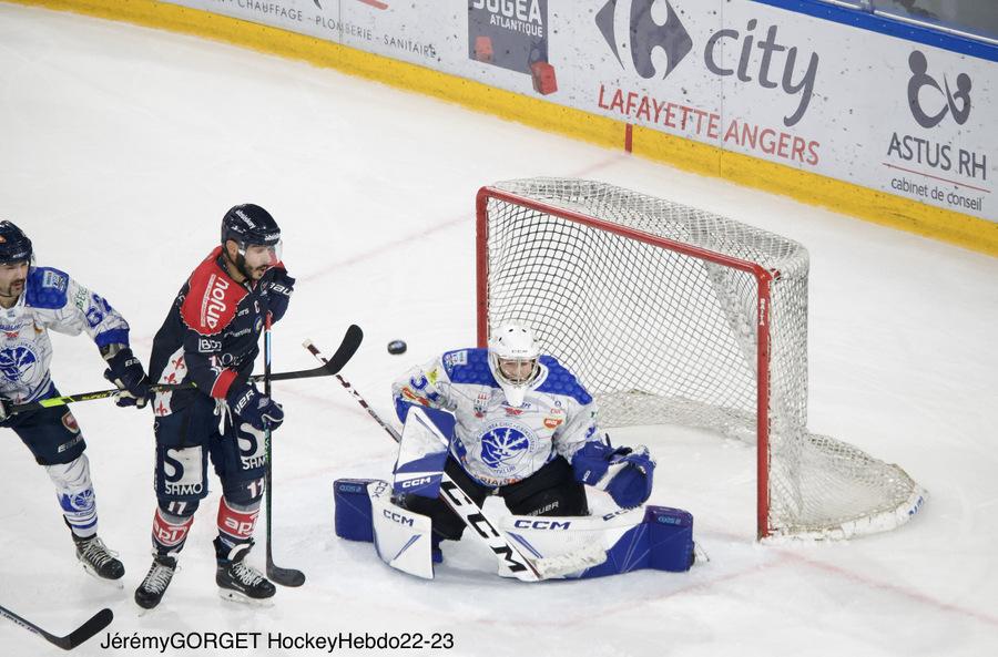 Photo hockey reportage Conti Cup : Angers s'impose et se qualifie pour les 1/2