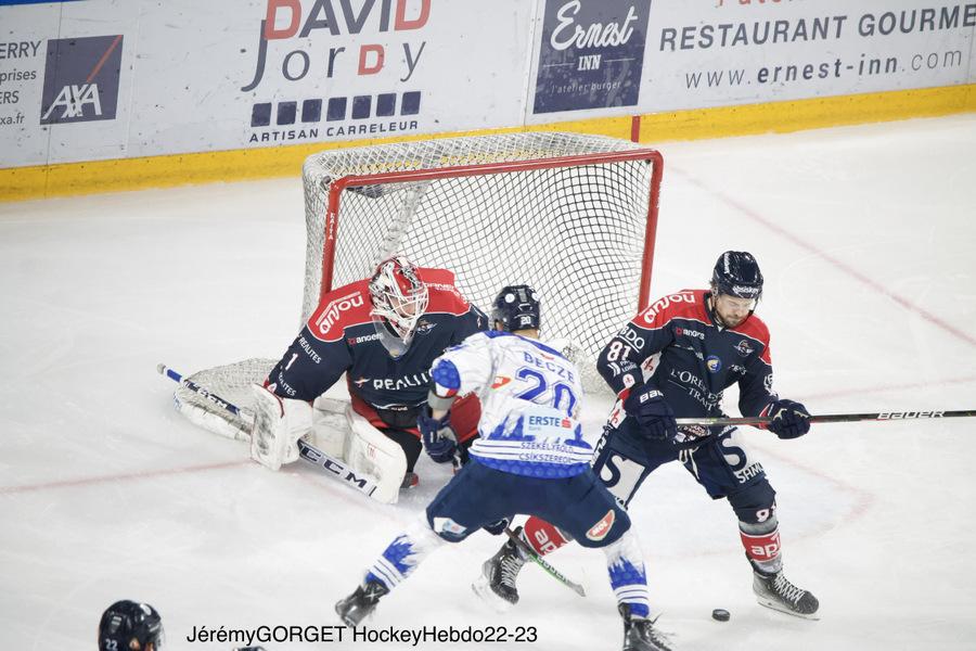 Photo hockey reportage Conti Cup : Angers s'impose et se qualifie pour les 1/2