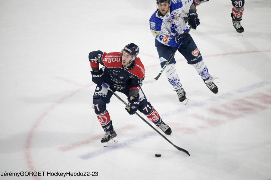 Photo hockey reportage Conti Cup : Angers s'impose et se qualifie pour les 1/2