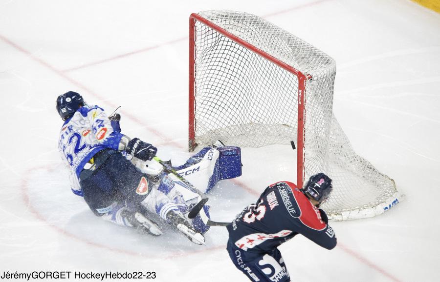 Photo hockey reportage Conti Cup : Angers s'impose et se qualifie pour les 1/2