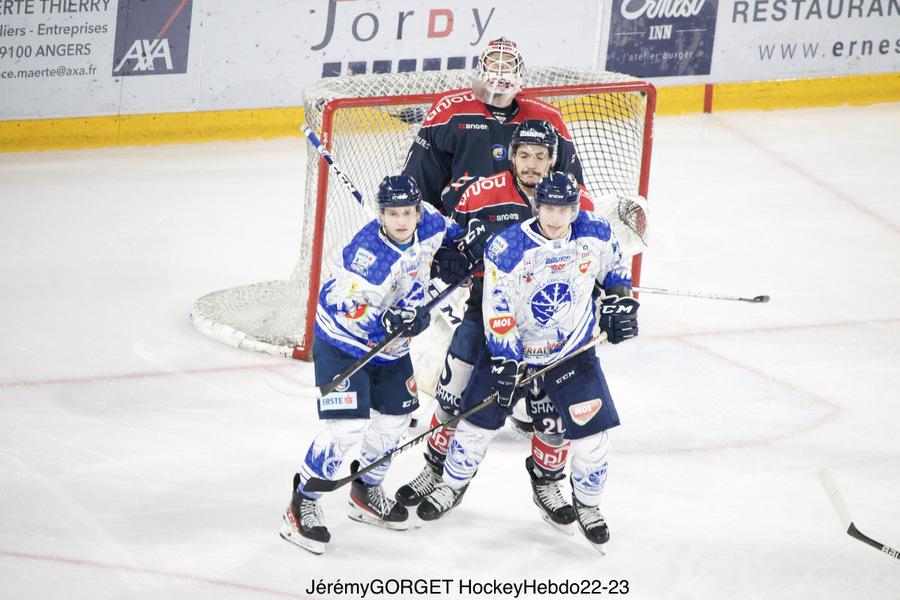 Photo hockey reportage Conti Cup : Angers s'impose et se qualifie pour les 1/2