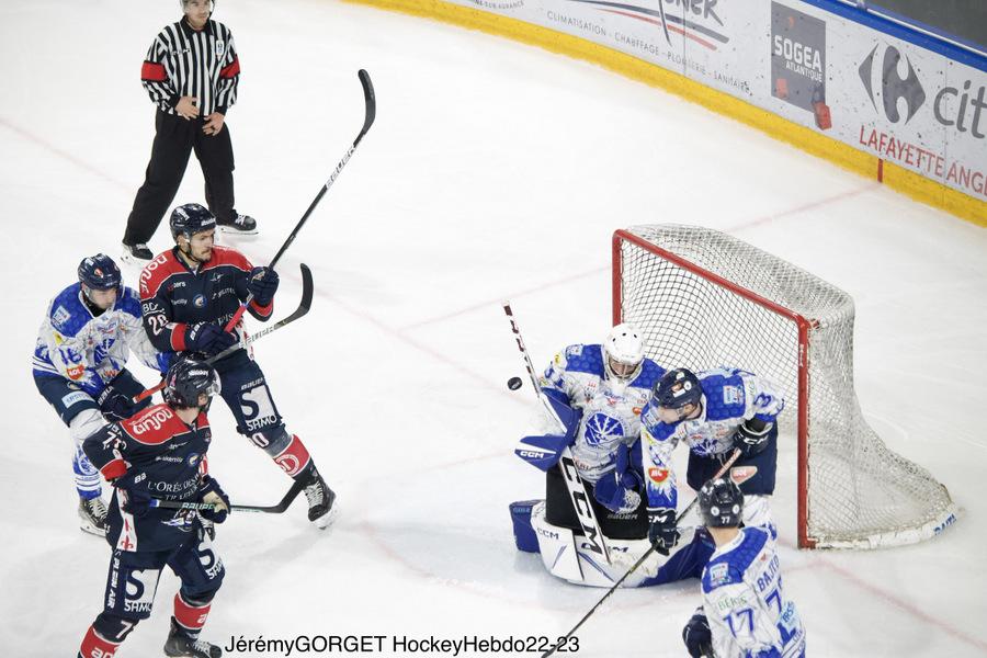 Photo hockey reportage Conti Cup : Angers s'impose et se qualifie pour les 1/2