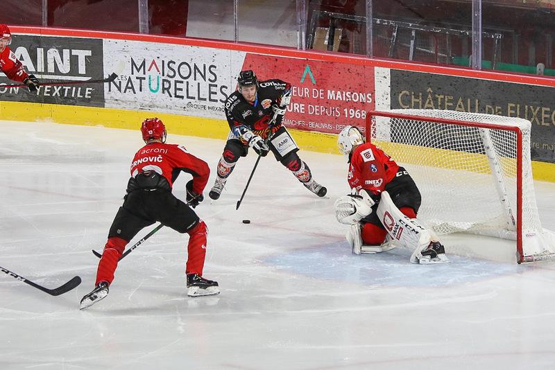 Photo hockey reportage CONTI CUP - Et maintenant il faut conclure.