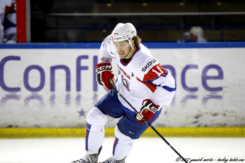 Photo hockey reportage EIHC : Slovnie-Lettonie  EN ATTENTE