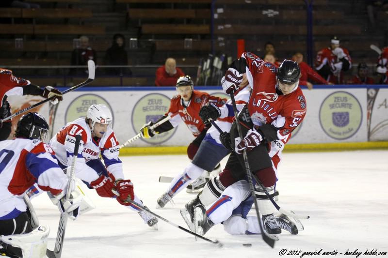 Photo hockey reportage EIHC : Slovnie-Lettonie  EN ATTENTE