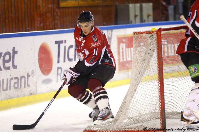 Photo hockey reportage EIHC : Slovnie-Lettonie  EN ATTENTE